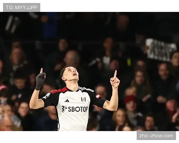 威尔逊吊射中框+低射破门 富勒姆前锋展现全能身手